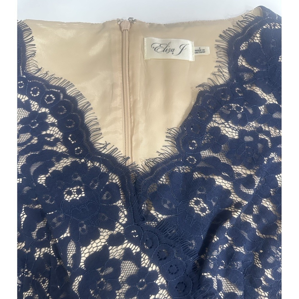 Eliza J Dress Women's Size 2 Navy Blue Lace Faille Fit and Flare Lining Pockets - Picture 7 of 13